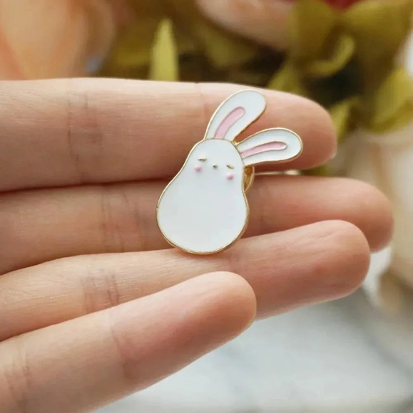 Bunny Bean Gold and Pink/White Enamel Pin - Picture 2 of 5